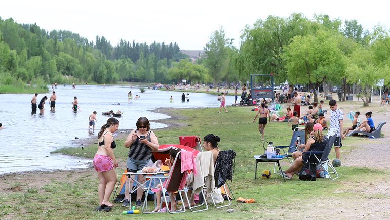 El calor será protagonista durante el finde largo en Neuquén / Foto Archivo