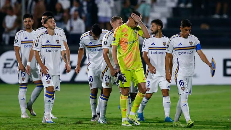 Boca perdió con Alianza Lima y dejó una preocupante imagen Boca perdió con Alianza Lima y dejó una preocupante imagen