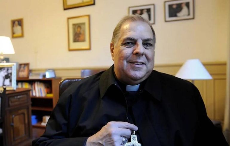 Monseñor Alberto Bochatey, designado administrador apostólico de la Arquidiócesis de La Plata. Monseñor Alberto Bochatey, designado administrador apostólico de la Arquidiócesis de La Plata.