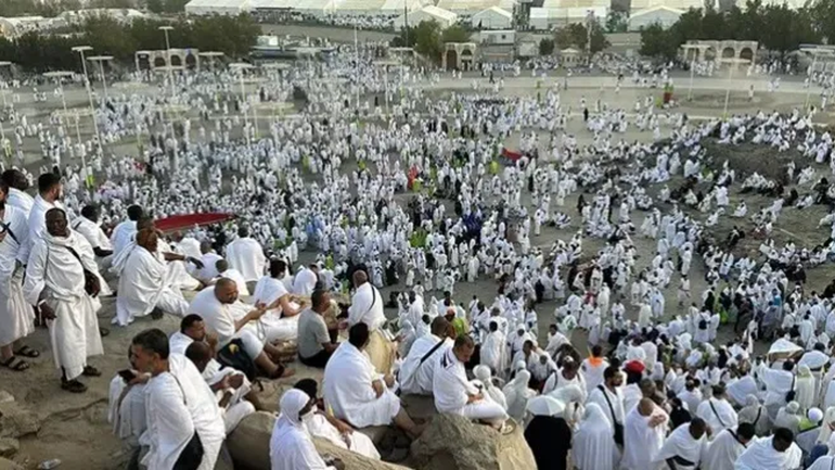 Peregrinos en el Monte Arafat
