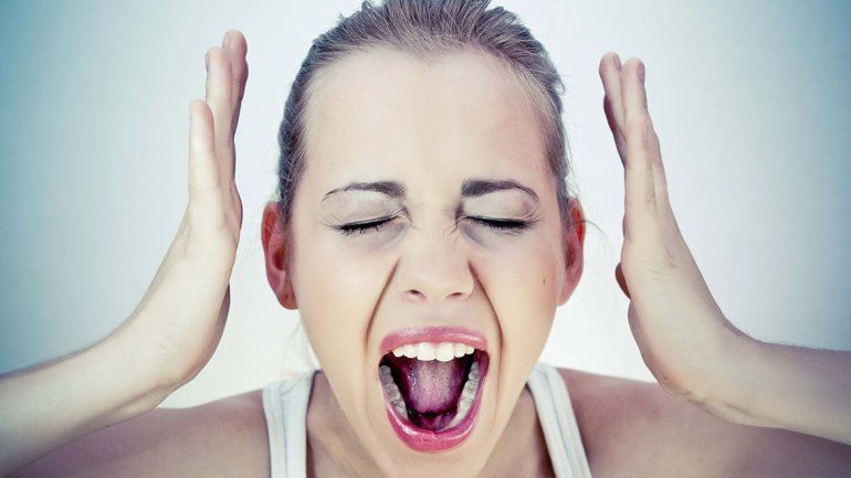 La mujer está más estresada y ansiosa