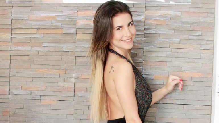 La periodista hace 13 años está ligada a los medios y es novia del arquero de Central