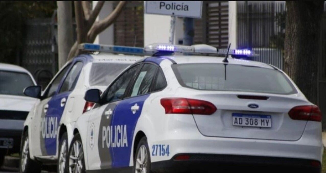 Tras agredir a la mujer, el hombre quedó detenido por intento de femicidio.