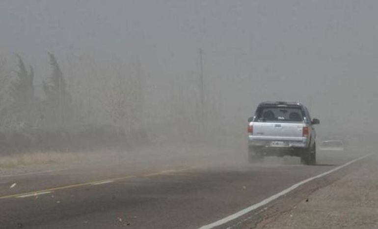 Se va a volar todo: hay alerta por vientos de más de 100 km/h en gran parte del país