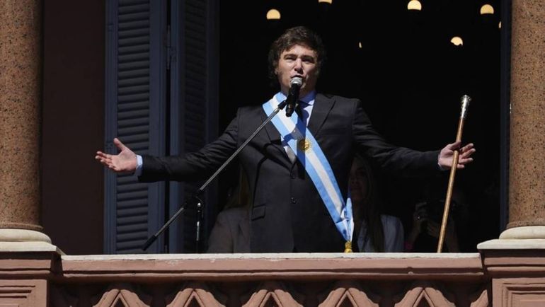 Cómo fue el primer día de Javier Milei como presidente de la Argentina
