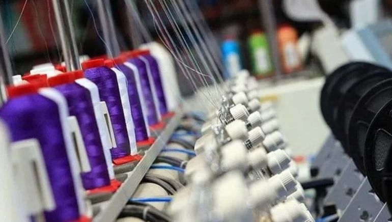 La crisis en la industria textil obligó a la empres a detener su producción en Mar del Plata.