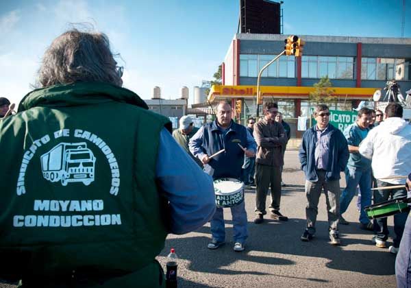 ¿Ud. cree que el paro de camioneros es legítimo o busca desestabilizar al gobierno?