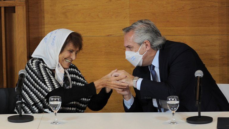 Alberto Fernández: Este día es cuando más unidos estamos