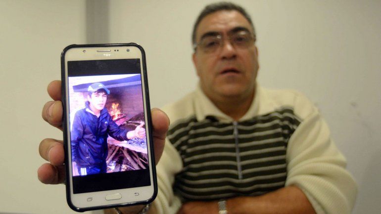 En el teléfono de Luis Laurín