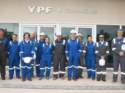 Visita del CEO mundial de SLB en Loma Campana. Visita del CEO mundial de SLB en Loma Campana.