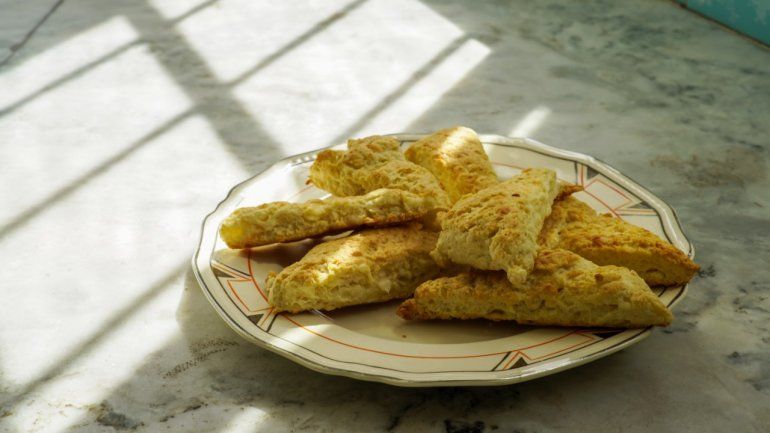 Los scones keto son una opción ideal para acompañar al mate en la merienda. Los scones keto son una opción ideal para acompañar al mate en la merienda.