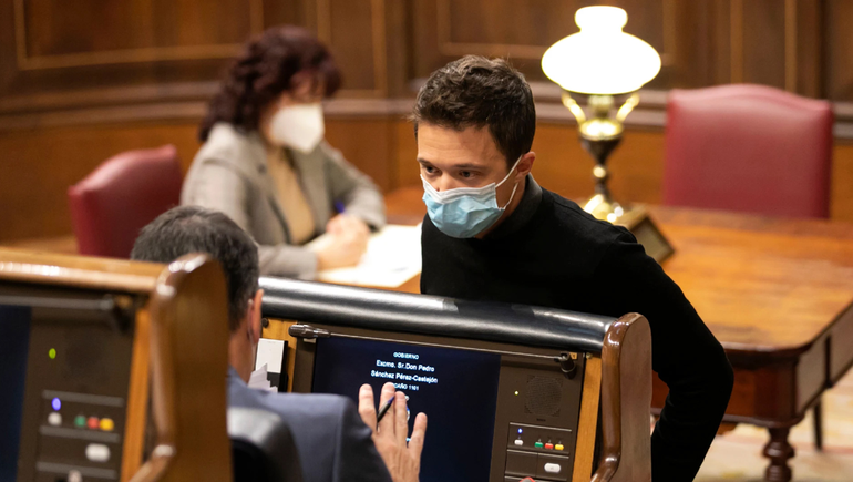 Buscan reducir la semana laboral a 32 horas en España