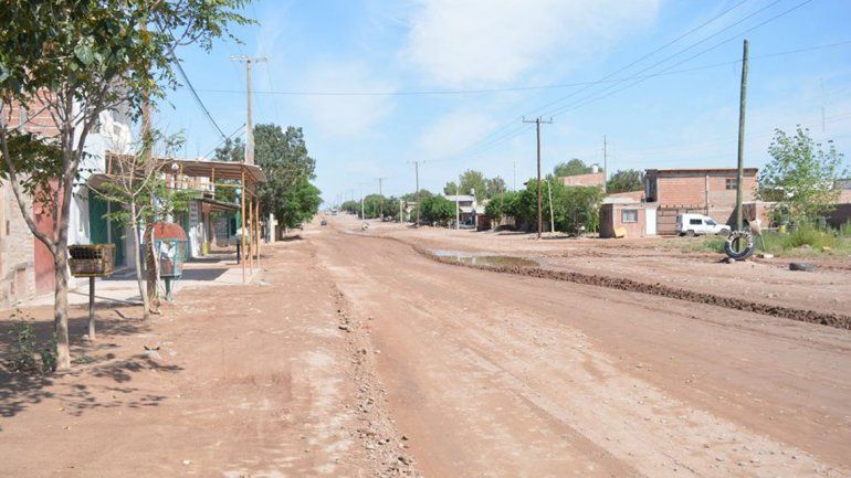 Todavía algunas calles de la ciudad permanecen con agua.&nbsp;