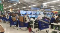 La comparación entre Argentina y Chile en productos de tecnología reavivó la duda sobre si conviene o no viajar al país trasandino para hacer compras. La comparación entre Argentina y Chile en productos de tecnología reavivó la duda sobre si conviene o no viajar al país trasandino para hacer compras.