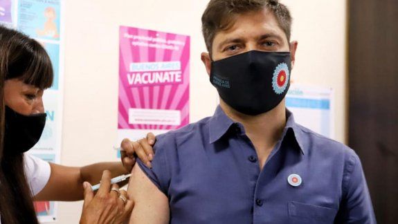 Arrancó la vacunación: Kicillof ya se aplicó la Sputnik V