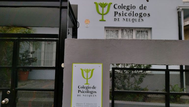 Se abrirá una investigación interna al profesional que emitió más de 800 certificados.
