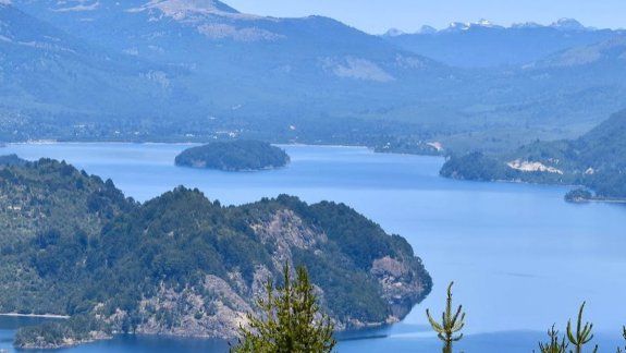 Villa Pehuenia y Moquehue son parte de un polo turístico de excelencia en la provincia de Neuquén.
