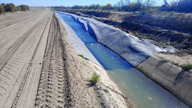 Alerta Climática: Caudales del río Negro bajaron 43% en 20 años; se proyecta más descenso. Alerta Climática: Caudales del río Negro bajaron 43% en 20 años; se proyecta más descenso.