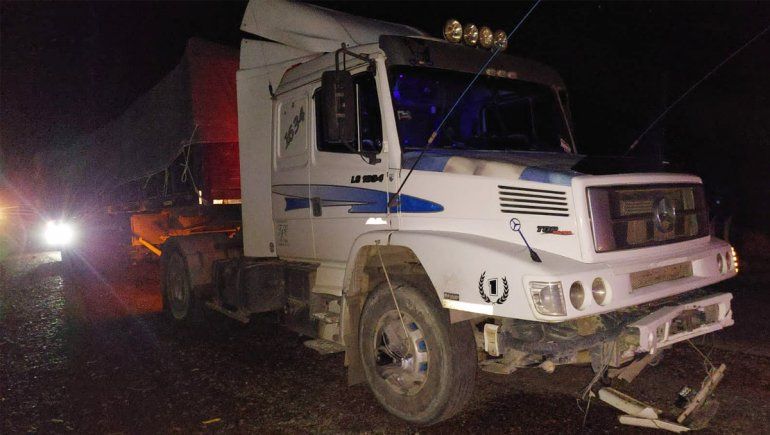 Accidente en la Ruta, a la altura de El Chañar. Accidente en la Ruta, a la altura de El Chañar.