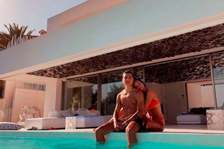 Paulo Dybala y Oriana Sabatini disfrutan de su mansión italiana. Paulo Dybala y Oriana Sabatini disfrutan de su mansión italiana.