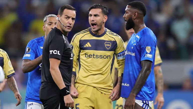 Paredes y Úbeda estallaron contra el arbitraje en una noche caliente: las fuertes frases contra Ostojich