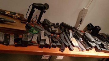 mano derecha de sindicalista tenia un arsenal guardado en cajas fuertes