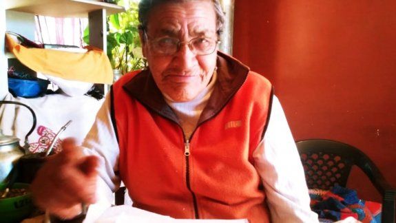 El orgullo de escribir mamá por primera vez a los 75 años