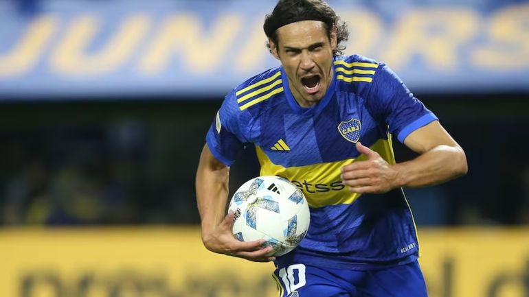 El hermoso gesto de Cavani antes de su primer hat-trick en Boca