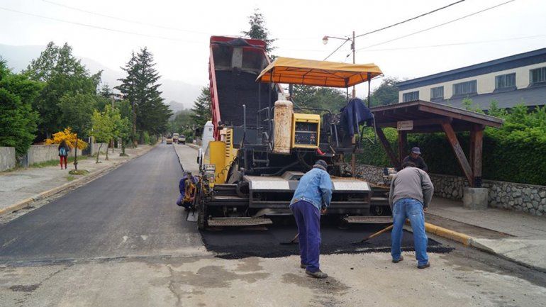 El plan de asfalto será uno de los ítems que sufrirán recortes.