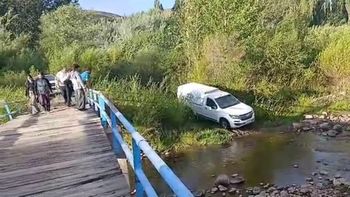 un puente en malas condiciones agravo el sufrimiento de una familia durante el traslado de un fallecido un puente en malas condiciones agravo el sufrimiento de una familia durante el traslado de un fallecido