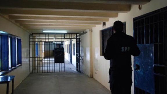 Buscan meter droga en la cárcel 2 veces por semana