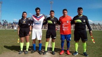Jueza de línea discriminada en la Confluencia: No nos cuida nadie