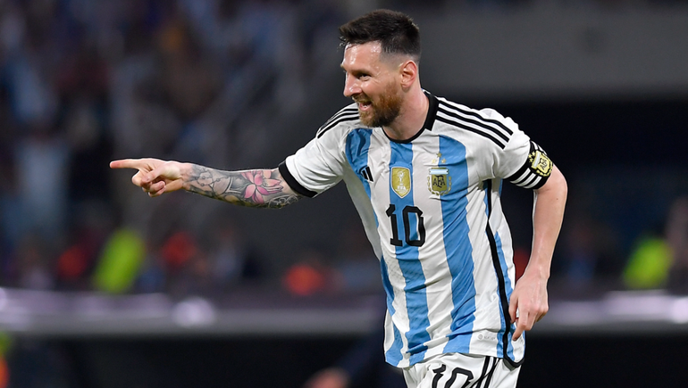 En la fiesta de goles del campeón, Messi pasó los 100 en la selección