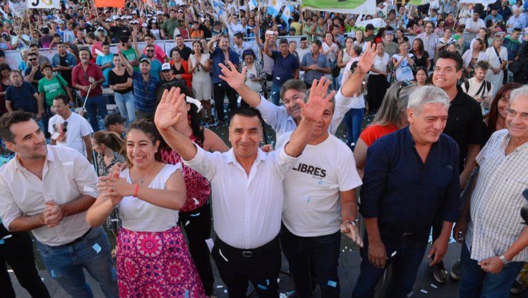 Rioseco lanzó la campaña a gobernador en un acto en Cutral Co