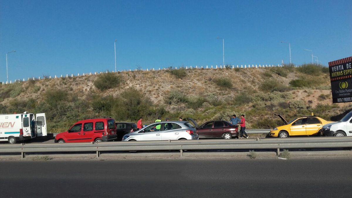 Un herido en un choque en cadena sobre la Ruta 7