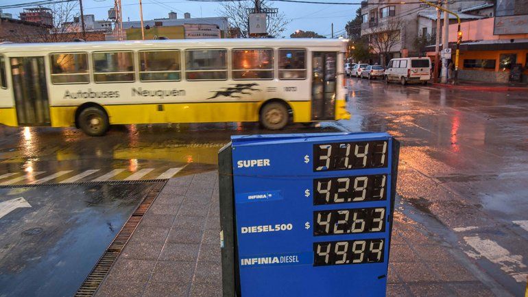 Las subas de combustibles impactan fuerte en el cole