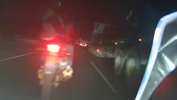 Un motociclista logró escapar de motochorros en plena Panamericana