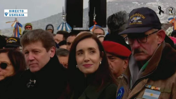 Villarruel en Ushuaia: La causa Malvinas es la única prenda de unidad de nuestra Nación