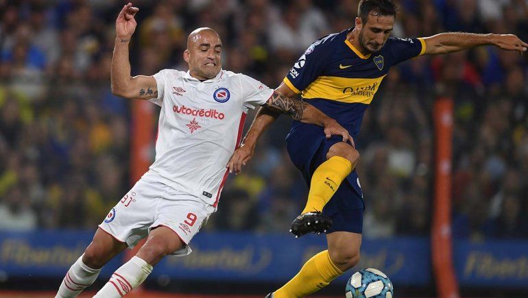 Argentinos fue Bicho y La Boca cantó por Román