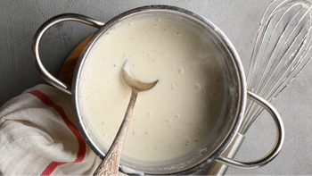 En Argentina, la bechamel ha sido adoptada con entusiasmo En Argentina, la bechamel ha sido adoptada con entusiasmo