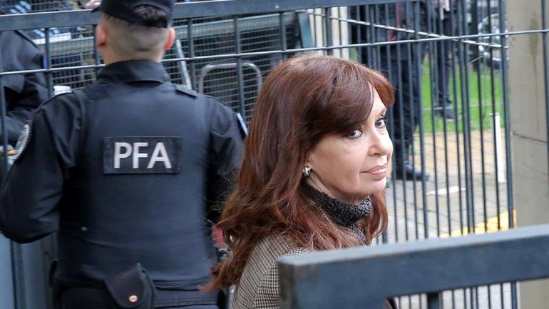 Cristina recusó a un perito por la parcialidad mostrada contra ella en Twitter