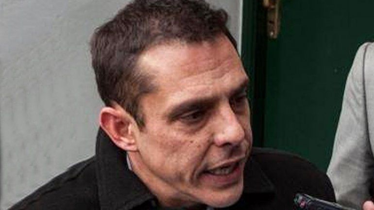 Ex fiscal que golpeó a una mujer acordó y quedó libre