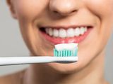 Las 5 recetas caseras para tener los dientes más blancos