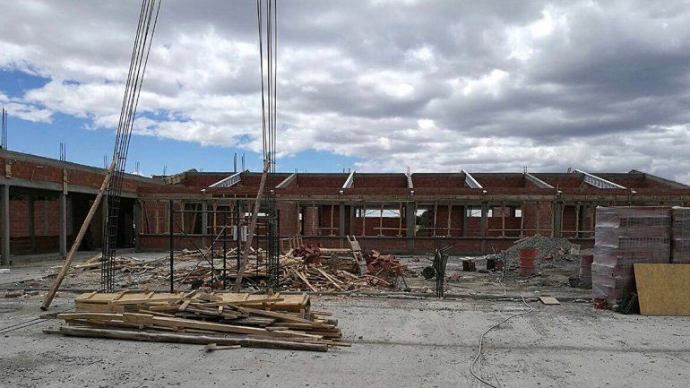 Storioni intimó a Frigerio por una escuela paralizada