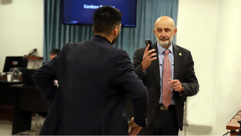 El fiscal Pablo Vignaroli con el abogado de Ricardo Soiza y de sí mismo, Alfredo Cury. El fiscal Pablo Vignaroli con el abogado de Ricardo Soiza y de sí mismo, Alfredo Cury.