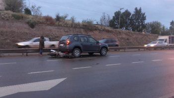 dos choques entre camionetas y motos complicaron el transito dos choques entre camionetas y motos complicaron el transito
