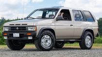 La icónica Nissan Pathfinder de la década del 90. La icónica Nissan Pathfinder de la década del 90.