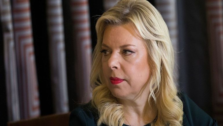 Cientos de manifestantes encierran a la mujer del presidente Netanyahu en una peluquería