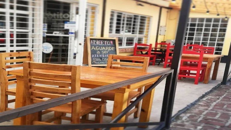 En Plottier habilitan que gastronómicos copen las calles