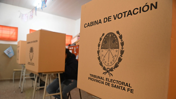 Las elecciones de Santa Fe significaron un revés para LLA.
